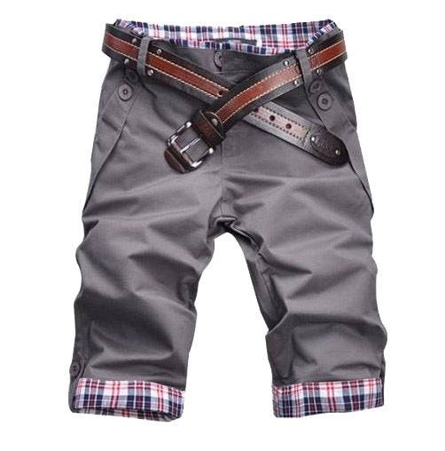Gray men's cotton shorts with plaid inner lining and belt, designed for summer casual wear with a straight cut and breathable fabric.